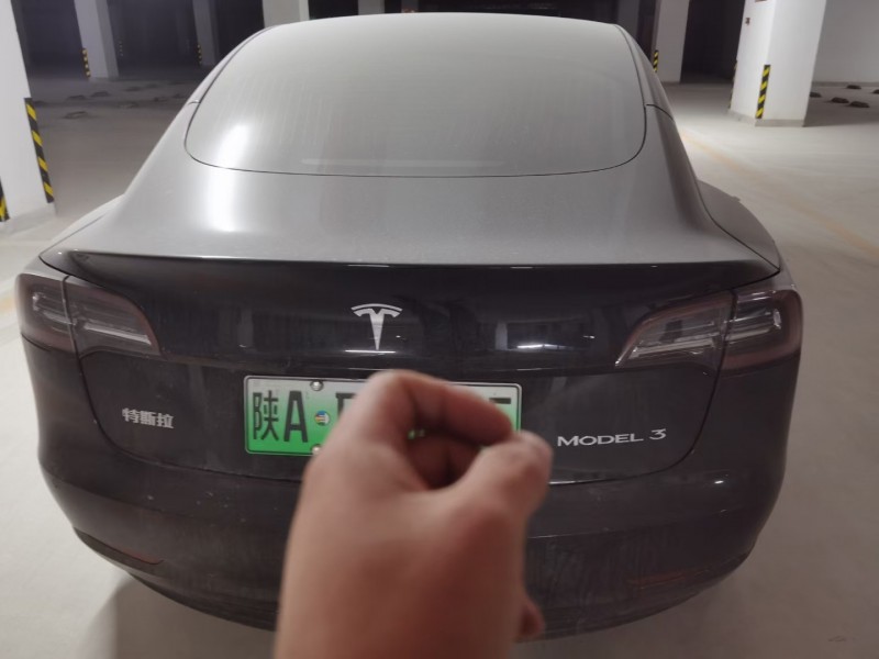 20年特斯拉MODEL 3轿车抵押车出售