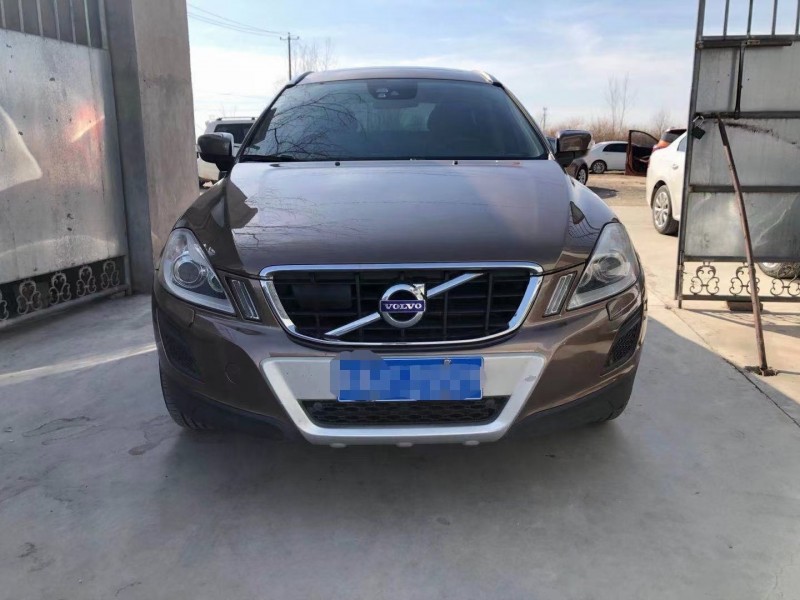 13年沃尔沃XC60SUV抵押车出售