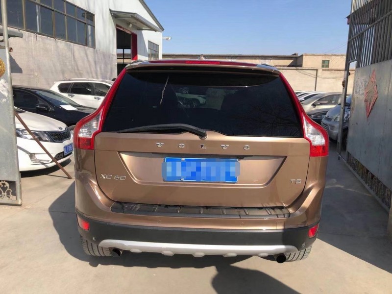 13年沃尔沃XC60SUV抵押车出售