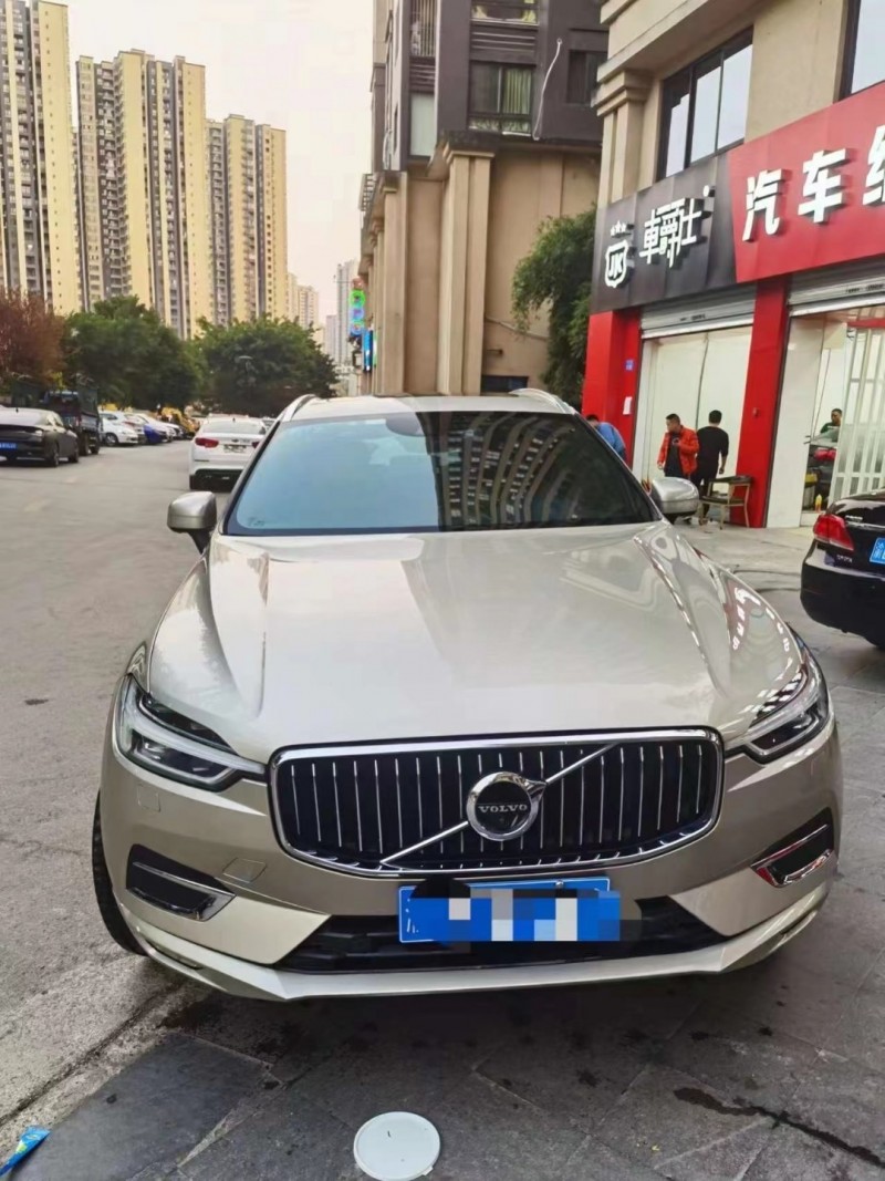 18年沃尔沃XC60SUV抵押车出售