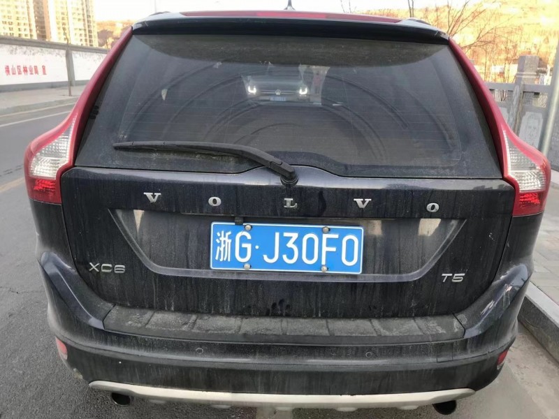 12年沃尔沃XC60SUV抵押车出售