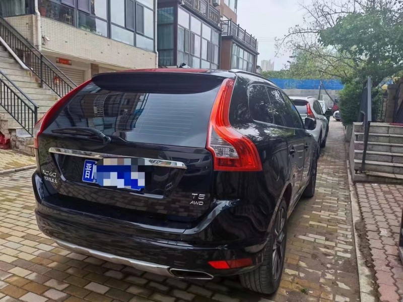 17年沃尔沃XC60SUV抵押车出售