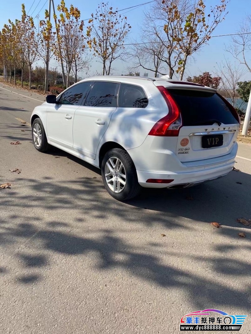 17年沃尔沃XC60SUV抵押车出售