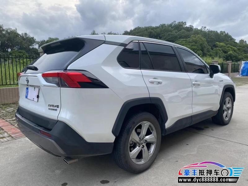 22年丰田RAV4荣放SUV抵押车出售