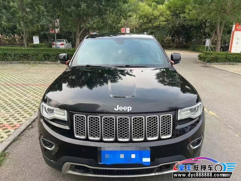 17年Jeep大切诺基轿车抵押车出售