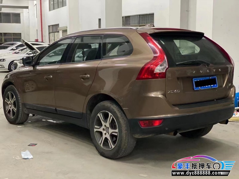 13年沃尔沃XC60SUV抵押车出售