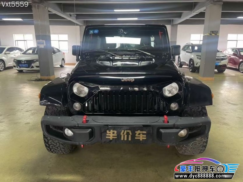 18年Jeep牧马人轿车抵押车出售