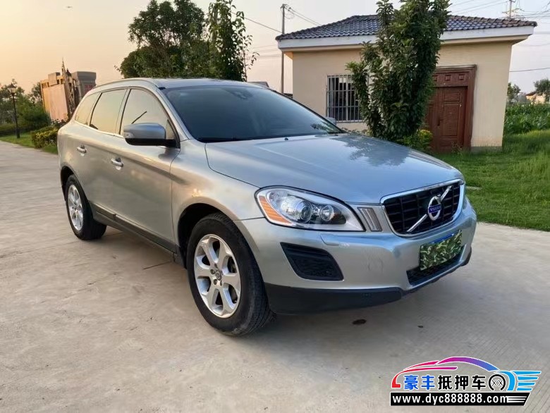 12年沃尔沃XC60轿车抵押车出售