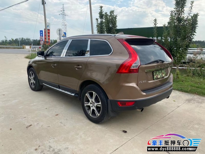 12年沃尔沃XC60轿车抵押车出售