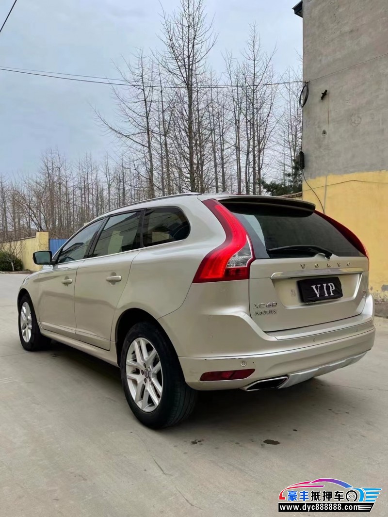 17年沃尔沃XC60轿车抵押车出售