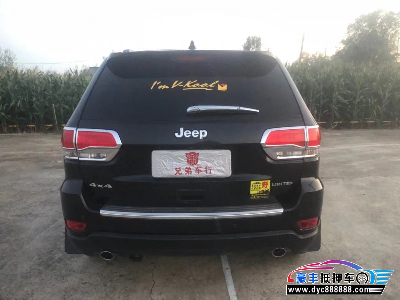 14年Jeep大切诺基轿车抵押车出售