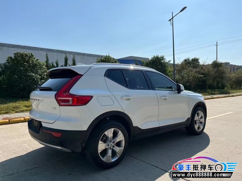 19年沃尔沃XC40轿车抵押车出售