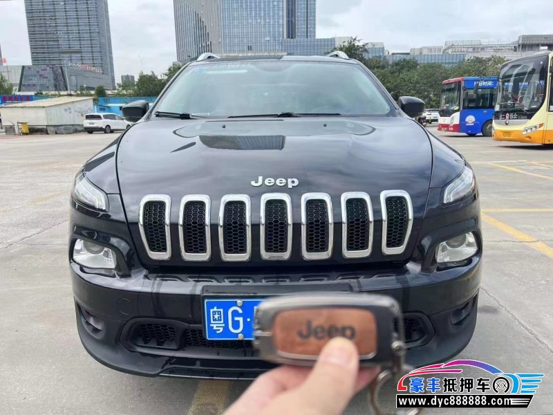 16年Jeep自由光SUV抵押车出售