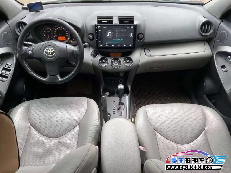 11年丰田RAV4轿车抵押车出售