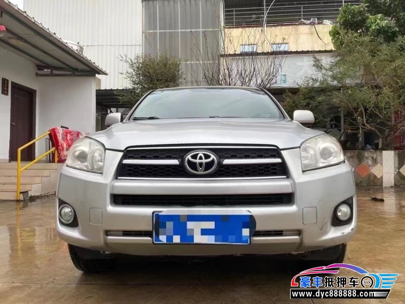 11年丰田RAV4轿车抵押车出售