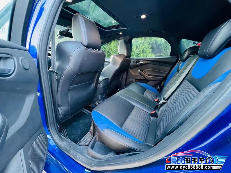 15年福特福克斯轿车抵押车出售