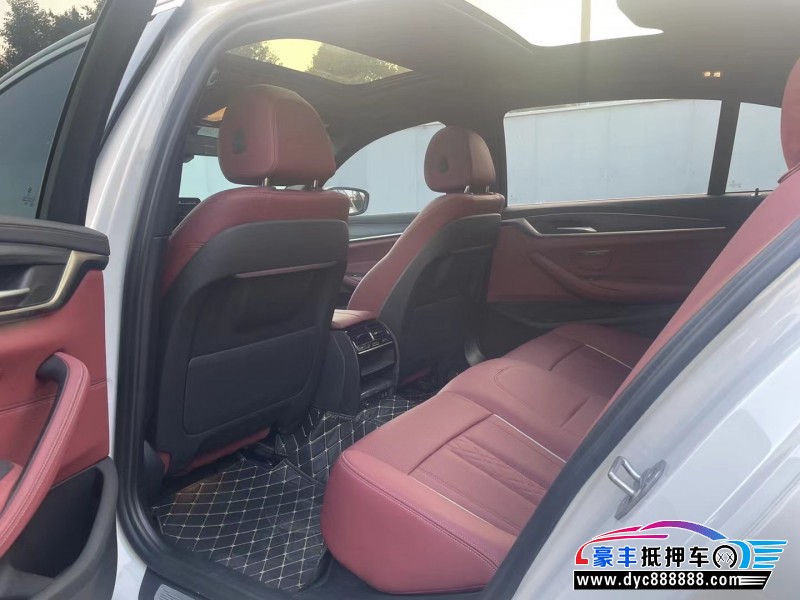 21年宝马5系轿车抵押车出售