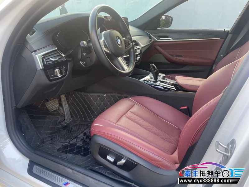 21年宝马5系轿车抵押车出售