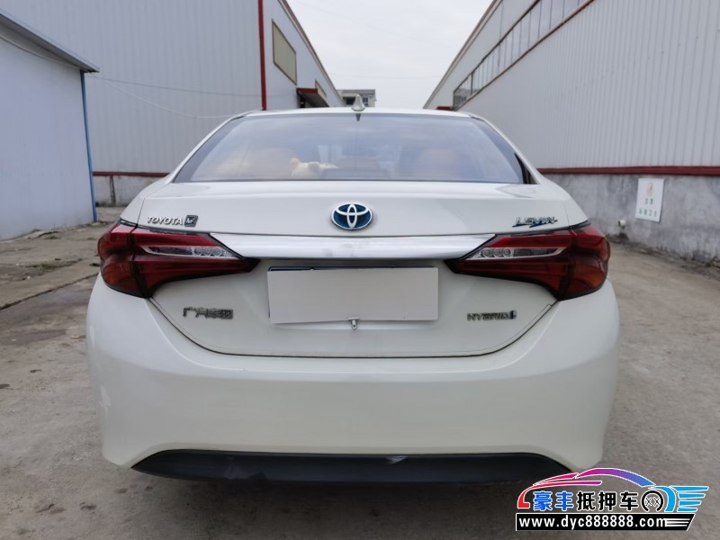 18年丰田雷凌轿车抵押车出售