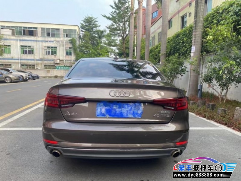 19年奥迪A4轿车抵押车出售