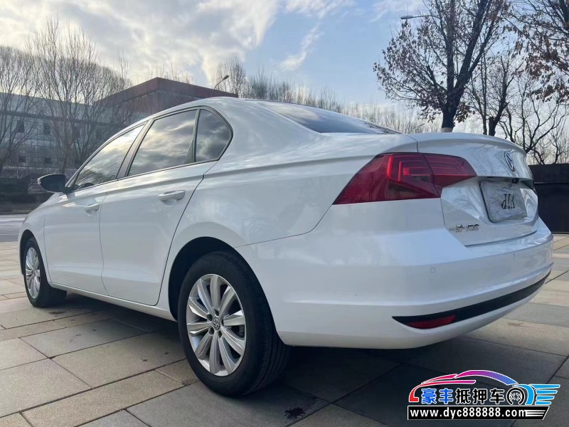 20年大众宝来轿车抵押车出售