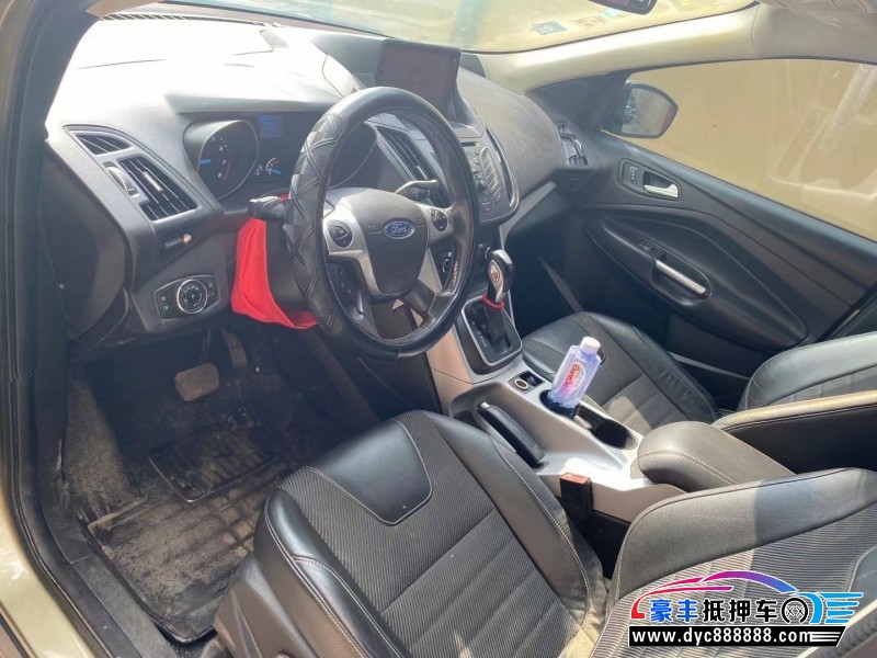 14年福特翼虎轿车抵押车出售