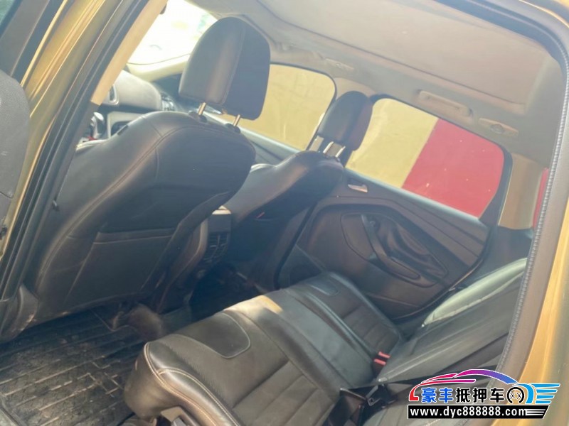 14年福特翼虎轿车抵押车出售