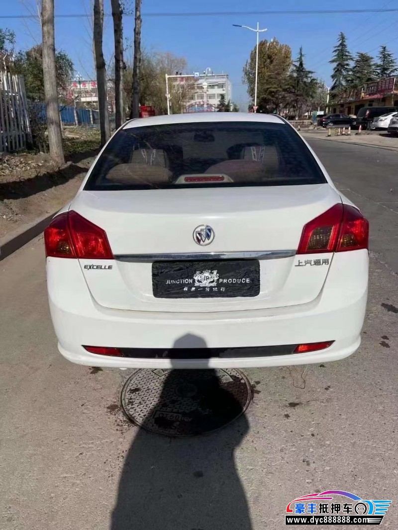 16年别克凯越轿车抵押车出售