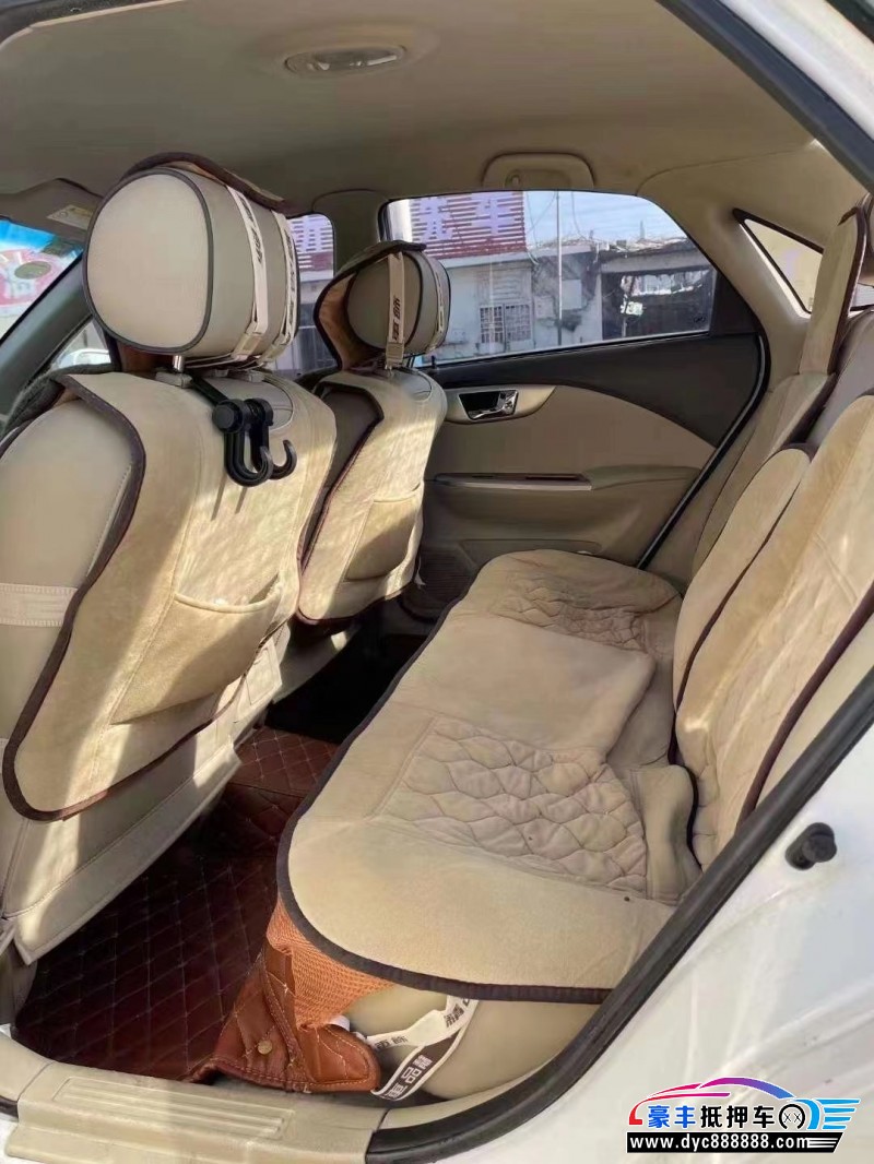 16年别克凯越轿车抵押车出售