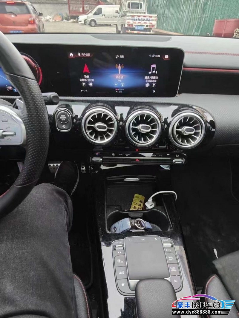 20年奔驰CLA轿车抵押车出售