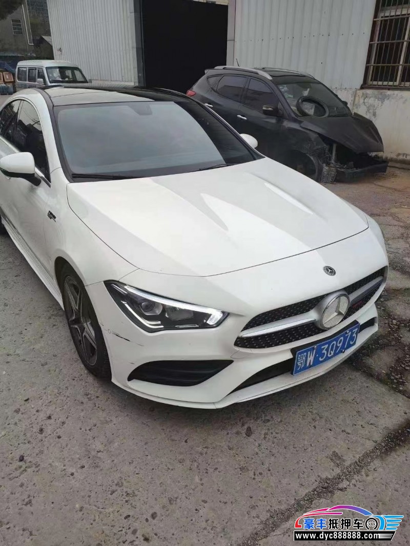 20年奔驰CLA轿车抵押车出售