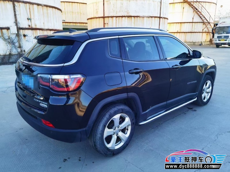 18年Jeep指南者轿车抵押车出售