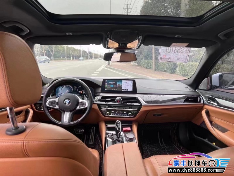 18年宝马5系轿车抵押车出售