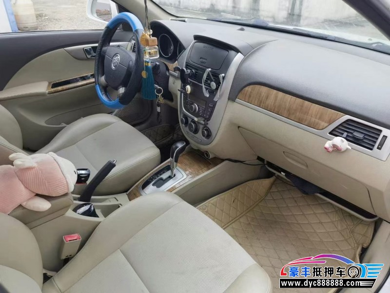 16年别克凯越轿车抵押车出售