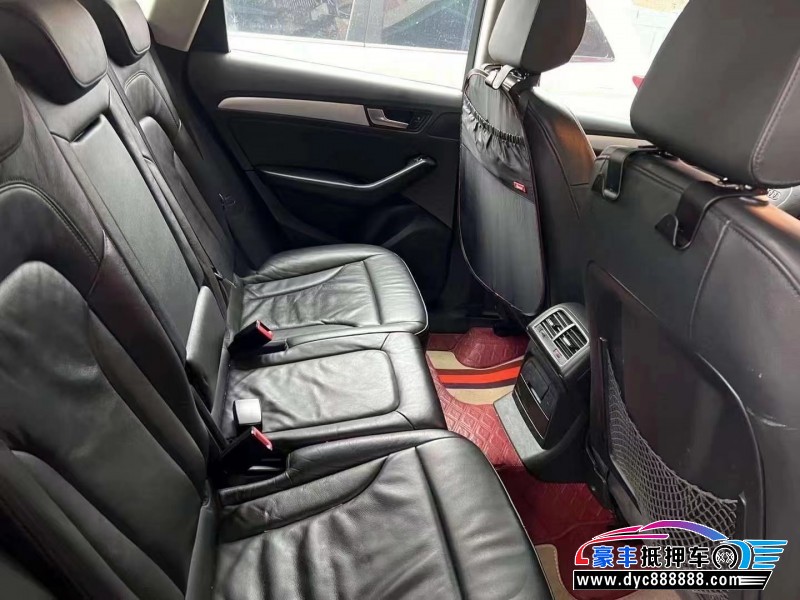 13年奥迪Q5轿车抵押车出售