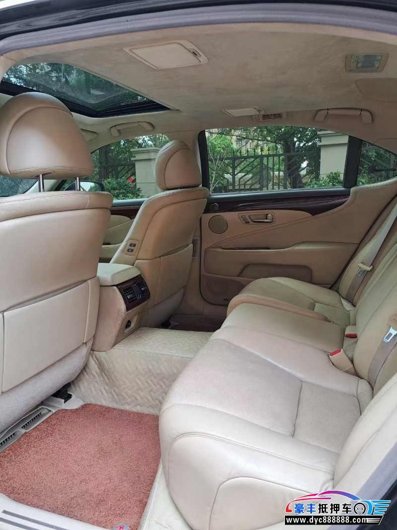 08年雷克萨斯LS轿车抵押车出售