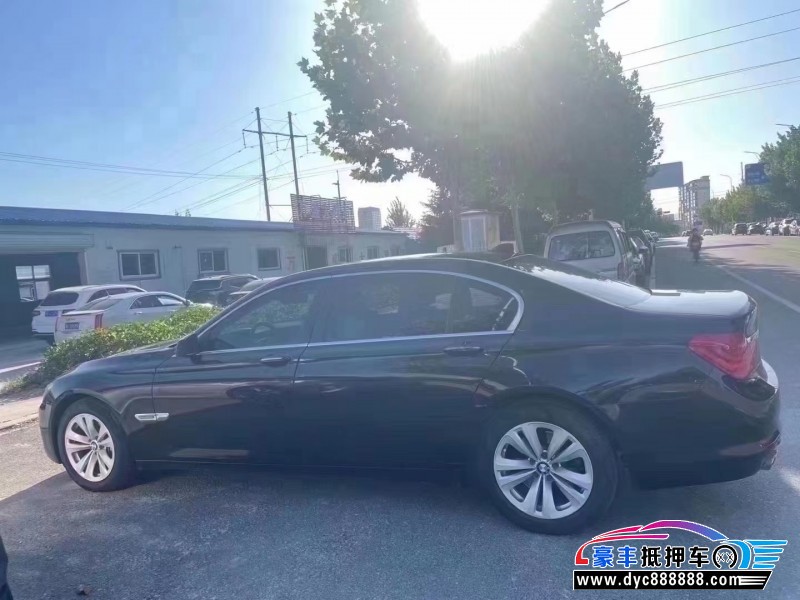 13年宝马7系轿车抵押车出售