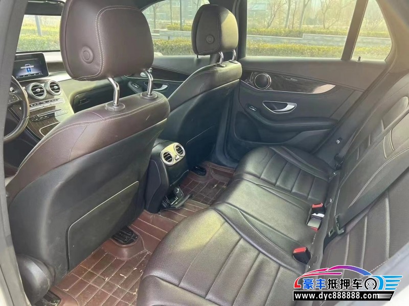 17年奔驰GLCSUV抵押车出售