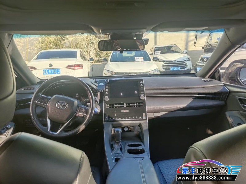 19年丰田亚洲龙轿车抵押车出售