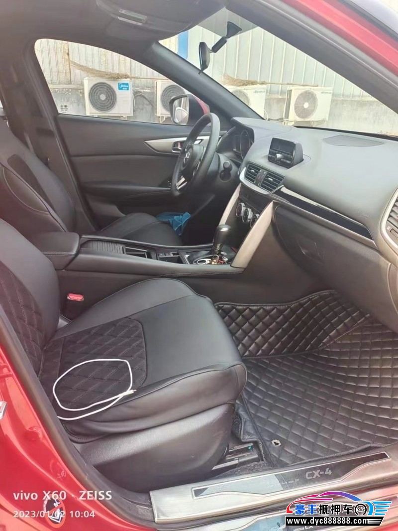 17年马自达CX-4轿车抵押车出售