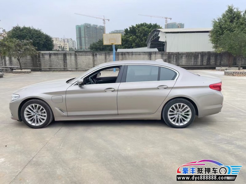 20年宝马5系轿车抵押车出售