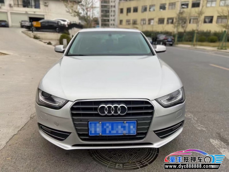 12年奥迪A4轿车抵押车出售