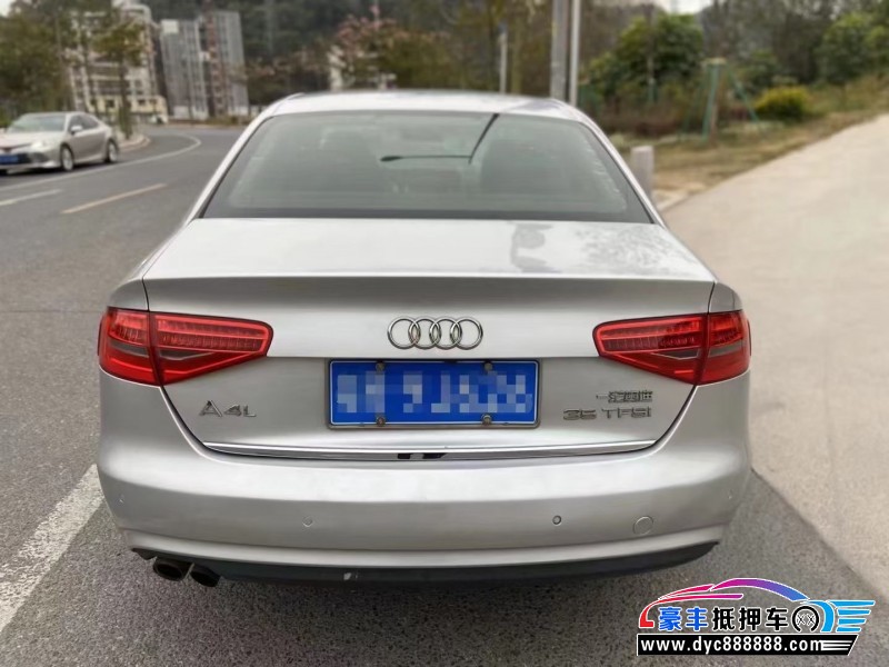 12年奥迪A4轿车抵押车出售