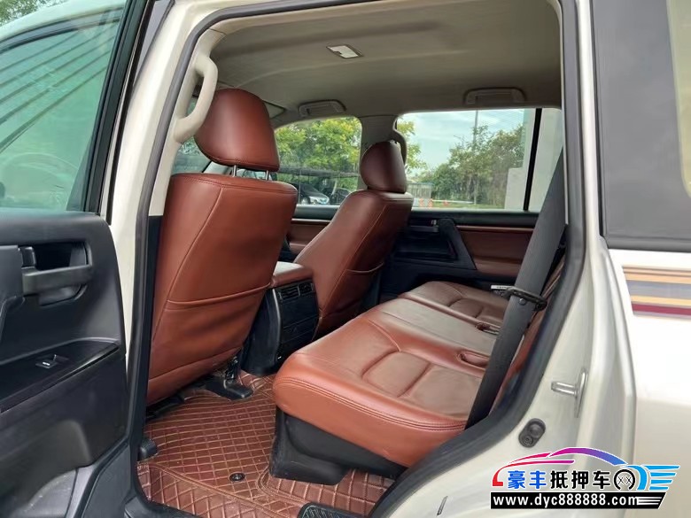 18年丰田兰德酷路泽SUV抵押车出售