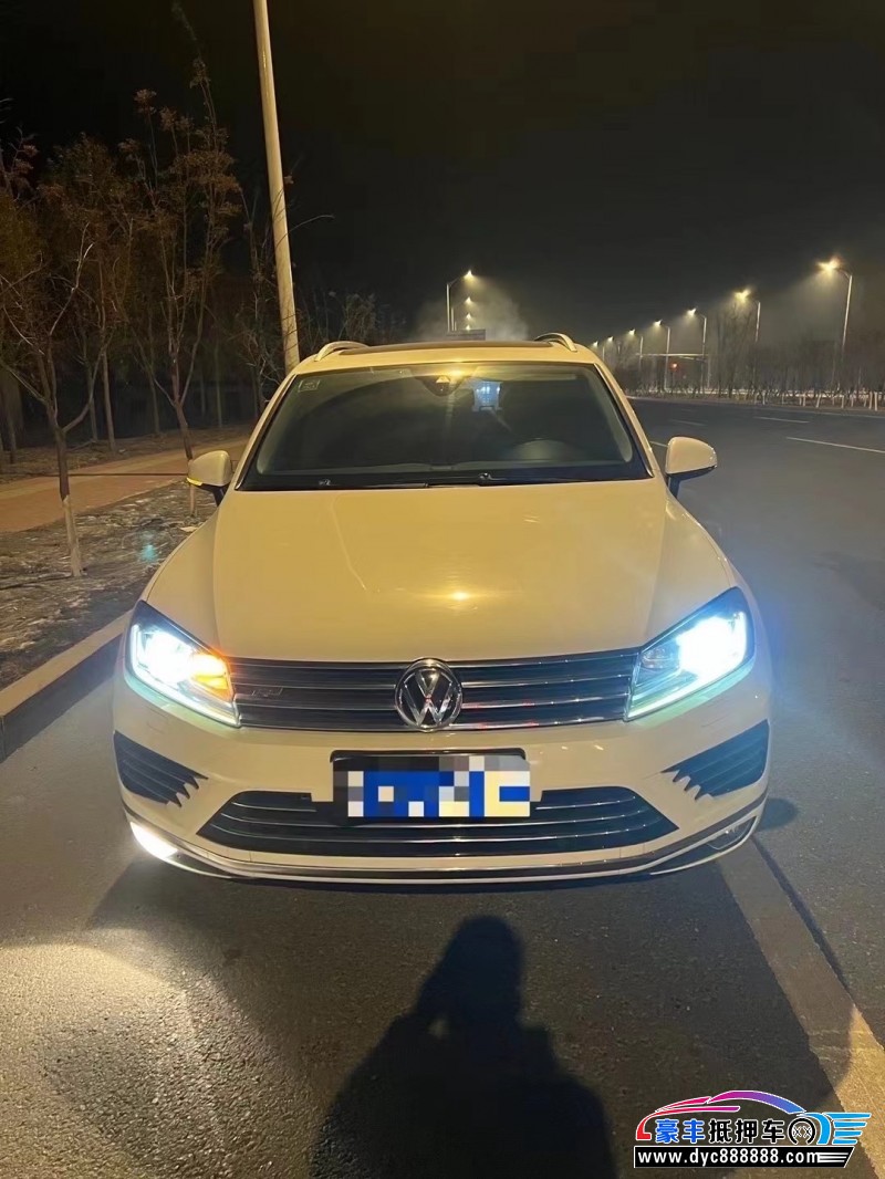 16年大众途锐轿车抵押车出售