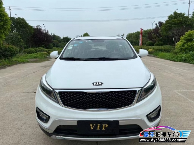 16年起亚智跑轿车抵押车出售