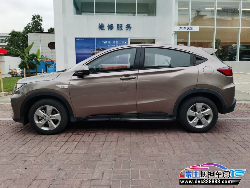 17年本田XRV轿车抵押车出售