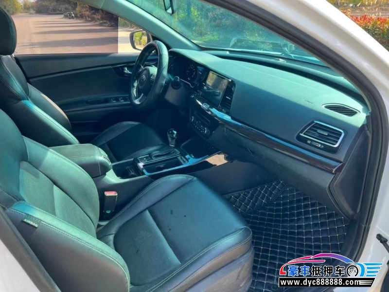 16年起亚K4轿车抵押车出售