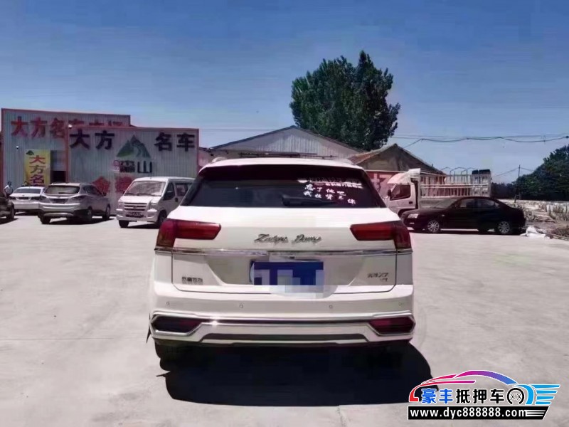 17年众泰大迈X7轿车抵押车出售