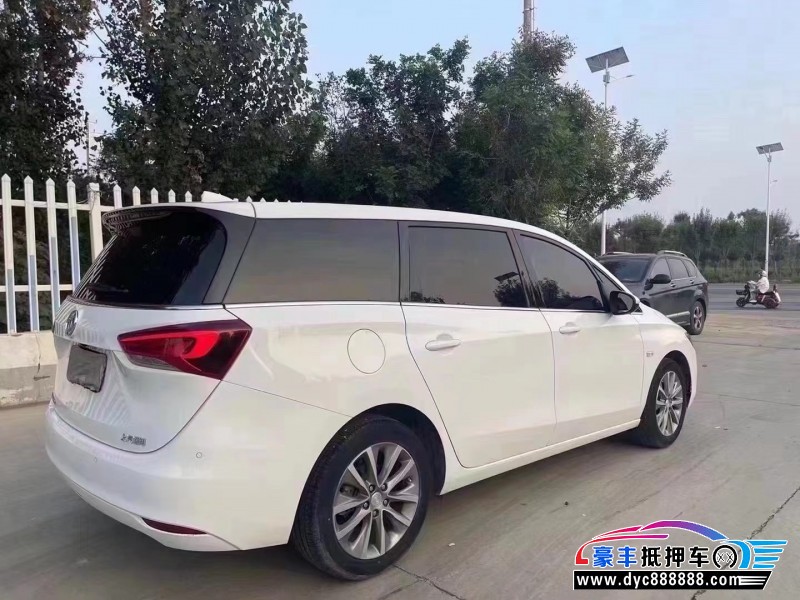 18年别克别克GL6轿车抵押车出售